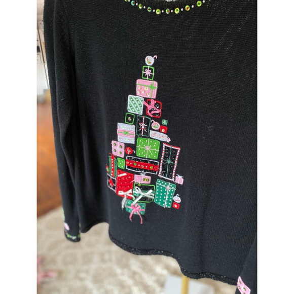 Vintage Festive Christmas Sweater M Parisian Black Tree Presents Tiara Int Party - Picture 7 of 7